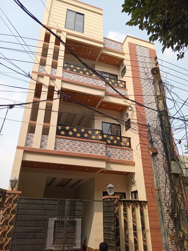 Metro Residency Hostel