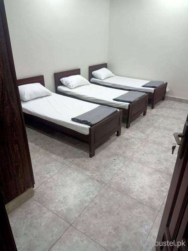 Continental Boys hostel Johar town Boys Hostel in Johar Town, Lahore with Mess - Photo 8