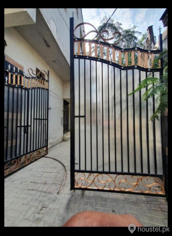 Iqra Boys Hostel Boys Hostel in Rehmanpura, Lahore with WiFi from PKR 4,500