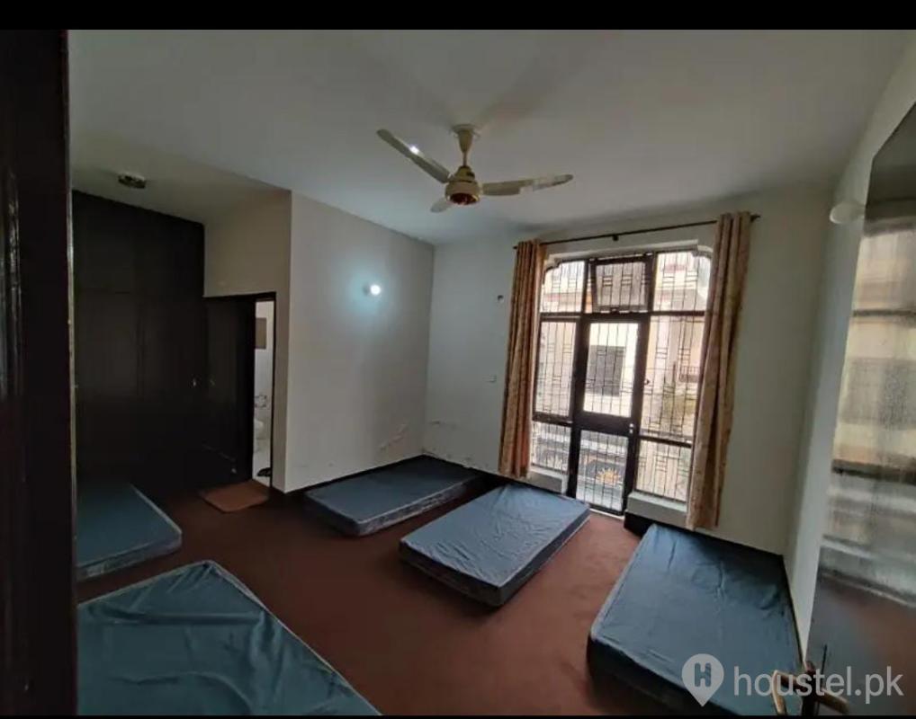 Ahmad hostel Boys Hostel in I-10, Islamabad with Mess, WiFi from PKR 9,000